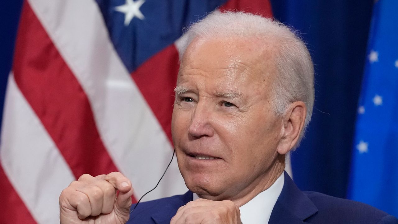 Biden Admin Grants Protection To Venezuelans